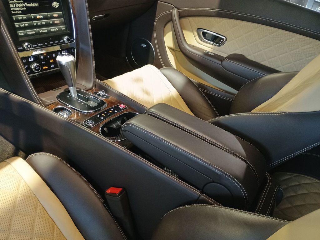 2017 Bentley Continental GT V8 S Coupe Clean Carfax - 22916448 - 34