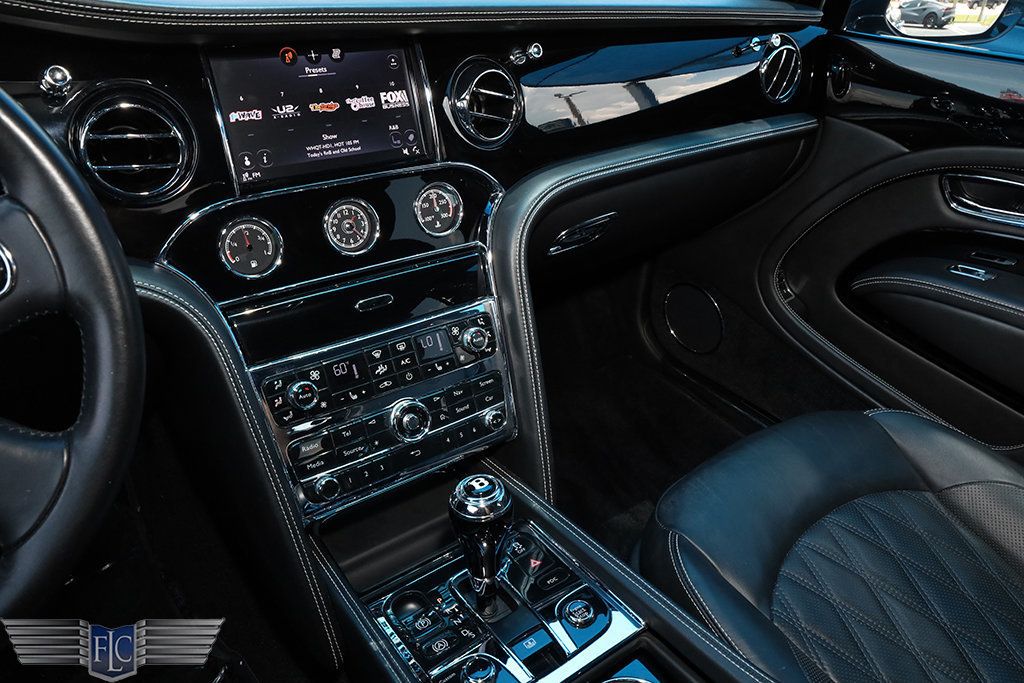 2017 Bentley Mulsanne Sedan - 23067506 - 24