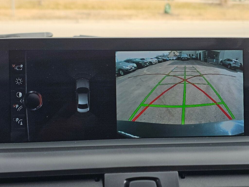 2017 BMW 2 Series 230i xDrive - 22982075 - 3