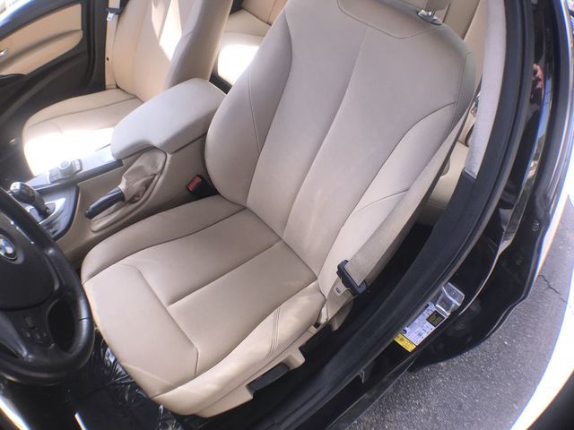 2017 BMW 3 Series 320i - 22918028 - 13