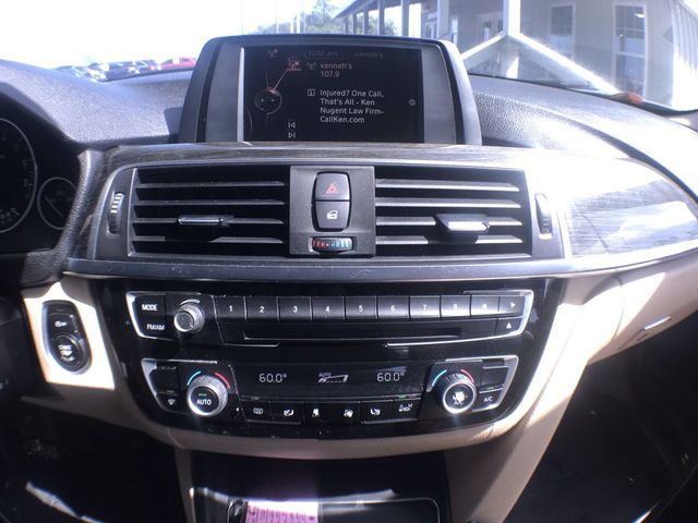 2017 BMW 3 Series 320i - 22918028 - 16