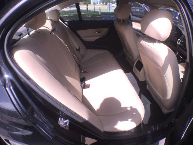 2017 BMW 3 Series 320i - 22918028 - 20