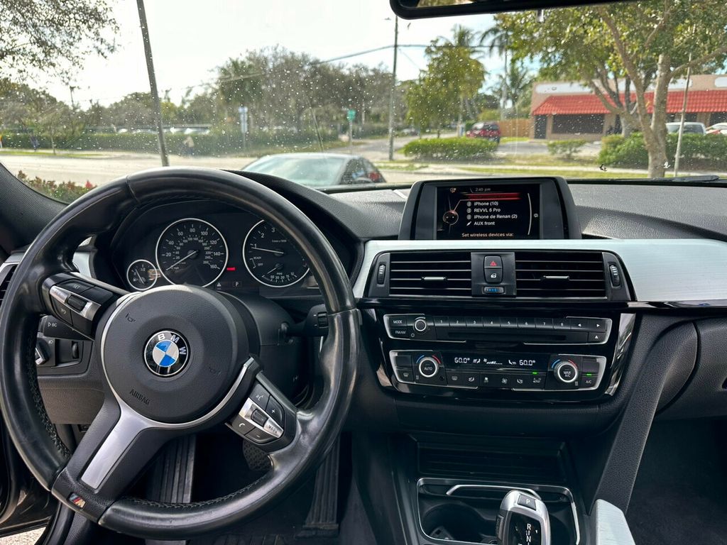 2017 BMW 3 Series 320i - 22297925 - 9