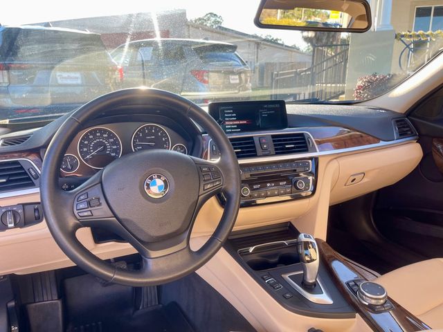 2017 BMW 3 Series 320i - 22954132 - 8