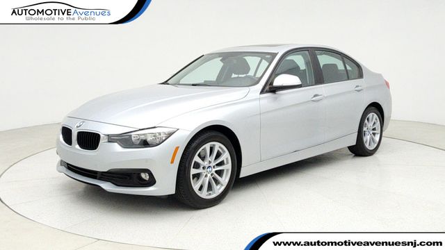 2017 BMW 3 Series 320i - 22947880 - 0