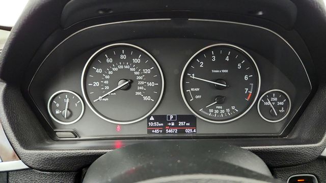 2017 BMW 3 Series 320i - 22947880 - 14