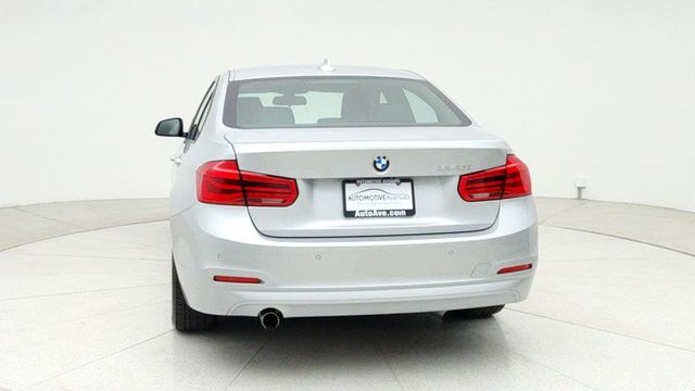 2017 BMW 3 Series 320i - 22947880 - 5