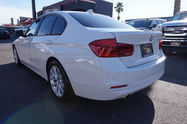 2017 BMW 3 Series 320i, PREMIUM WHEELS, LEATHER SEATS, PUSH BUTTON START - 23008193 - 6