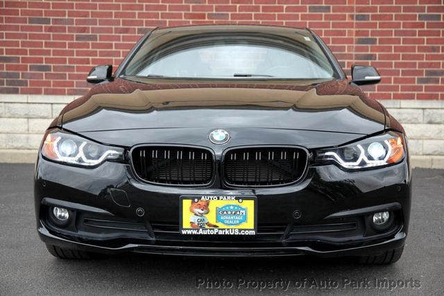 2017 BMW 3 Series 320i xDrive - 22433087 - 16