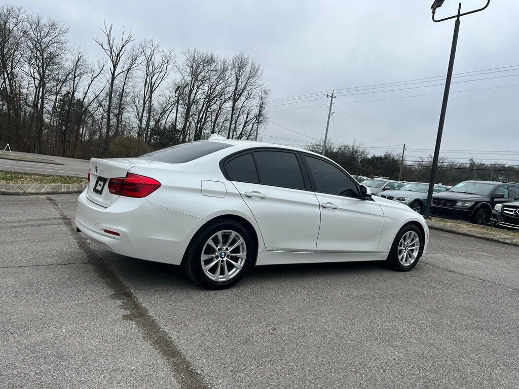 2017 BMW 3 Series 320i xDrive - 22766784 - 5