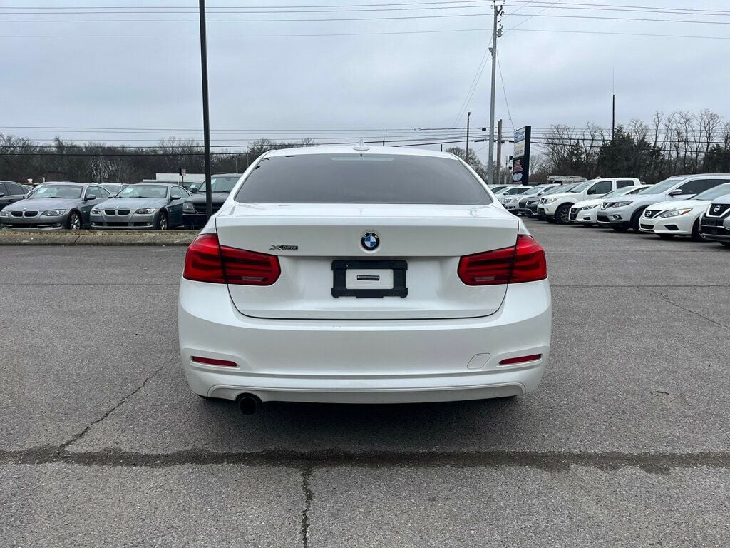 2017 BMW 3 Series 320i xDrive - 22766784 - 6