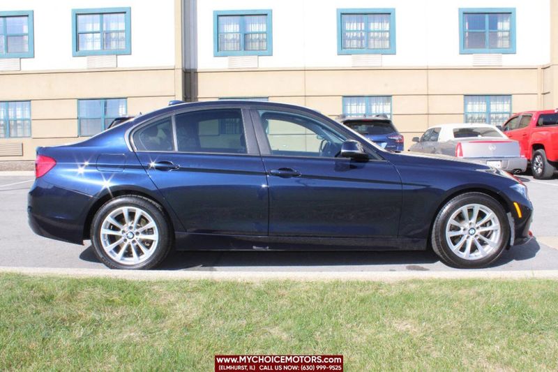 2017 BMW 3 Series 320i xDrive - 22620276 - 6