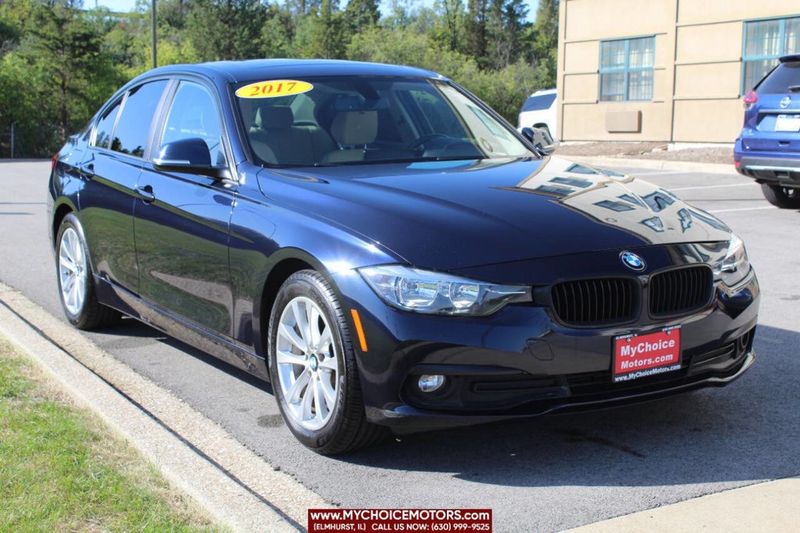 2017 BMW 3 Series 320i xDrive - 22620276 - 7