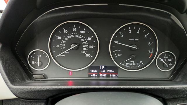 2017 BMW 3 Series 320i xDrive Sedan with Moonroof and Heated Front Seats - 22954481 - 14