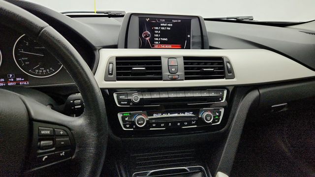 2017 BMW 3 Series 320i xDrive Sedan with Moonroof and Heated Front Seats - 22954481 - 17