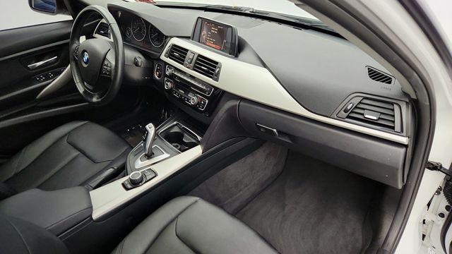 2017 BMW 3 Series 320i xDrive Sedan with Moonroof and Heated Front Seats - 22954481 - 24