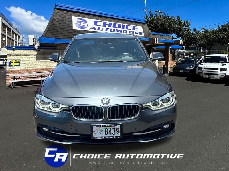 2017 BMW 3 Series 330e iPerformance Plug-In Hybrid - 23051436 - 10