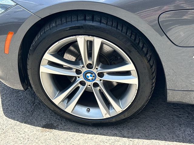 2017 BMW 3 Series 330e iPerformance Plug-In Hybrid - 23051436 - 11