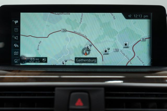 2017 BMW 3 Series 330e iPerformance Plug-In Hybrid - 22992894 - 17