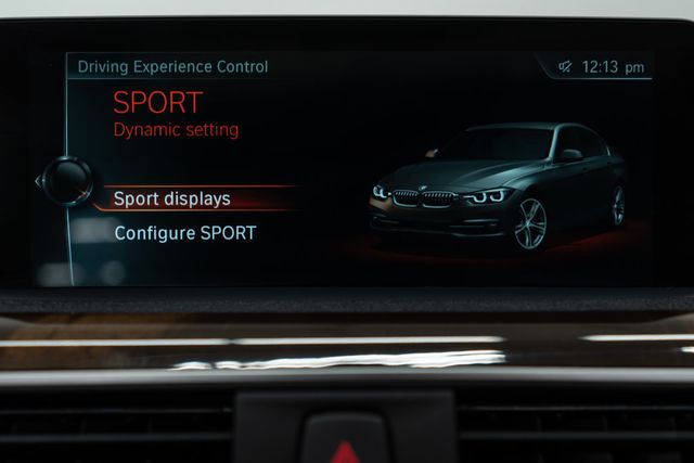 2017 BMW 3 Series 330e iPerformance Plug-In Hybrid - 22992894 - 22