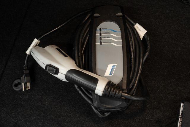 2017 BMW 3 Series 330e iPerformance Plug-In Hybrid - 22992894 - 33