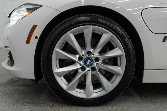 2017 BMW 3 Series 330e iPerformance Plug-In Hybrid - 22992894 - 35