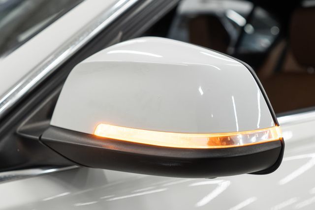 2017 BMW 3 Series 330e iPerformance Plug-In Hybrid - 22992894 - 44