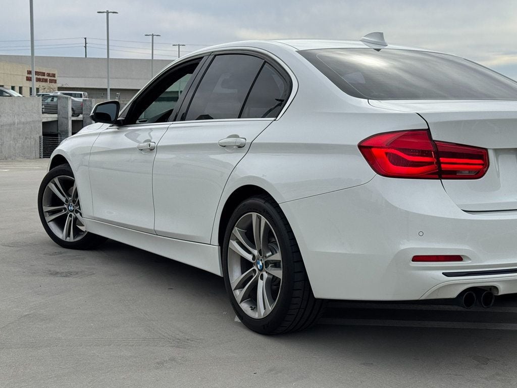 2017 BMW 3 Series 330i - 22747747 - 9