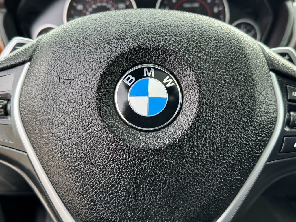 2017 BMW 3 Series 330i - 22747747 - 34