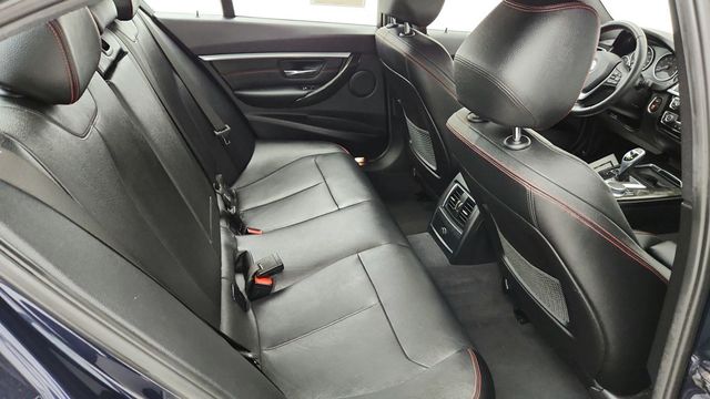 2017 BMW 3 Series 330i - 22945940 - 22