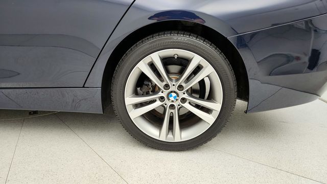 2017 BMW 3 Series 330i - 22945940 - 8