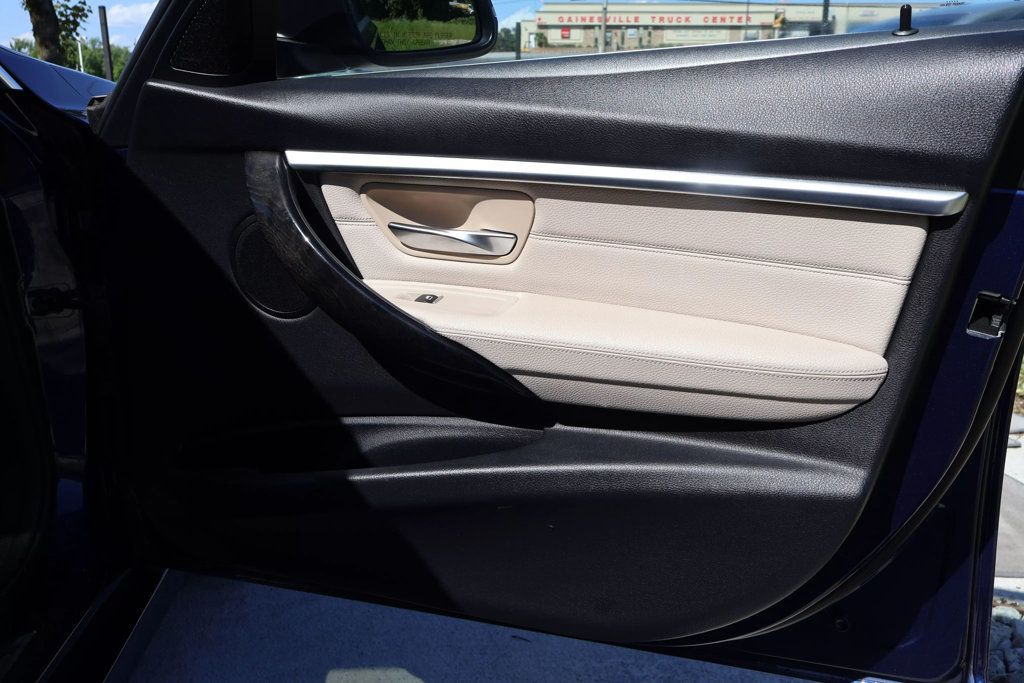 2017 BMW 3 Series 330i, LED LIGHTS, SUNROOF, BLUETOOTH, PADDLE SHIFT, BACKUP CAM!! - 22764049 - 38