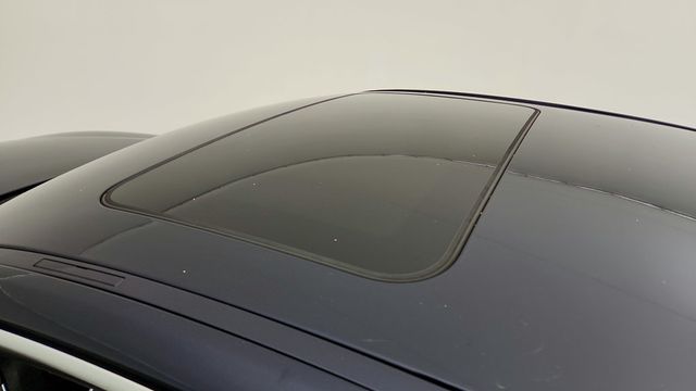 2017 BMW 3 Series 330i Sedan with Premium Package, Navigation & Dakota Leather - 22945940 - 9