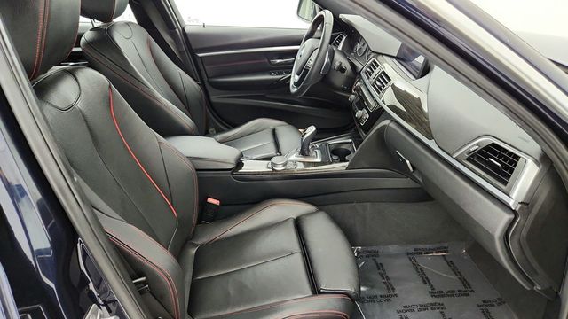 2017 BMW 3 Series 330i Sedan with Premium Package, Navigation & Dakota Leather - 22945940 - 23