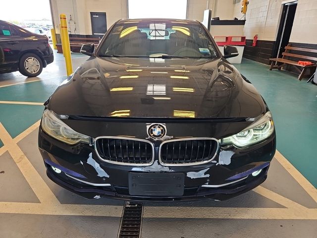 2017 BMW 3 Series 330i xDrive - 22903422 - 1
