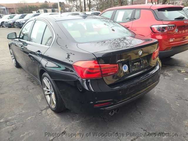 2017 BMW 3 Series 330i xDrive - 22770397 - 7