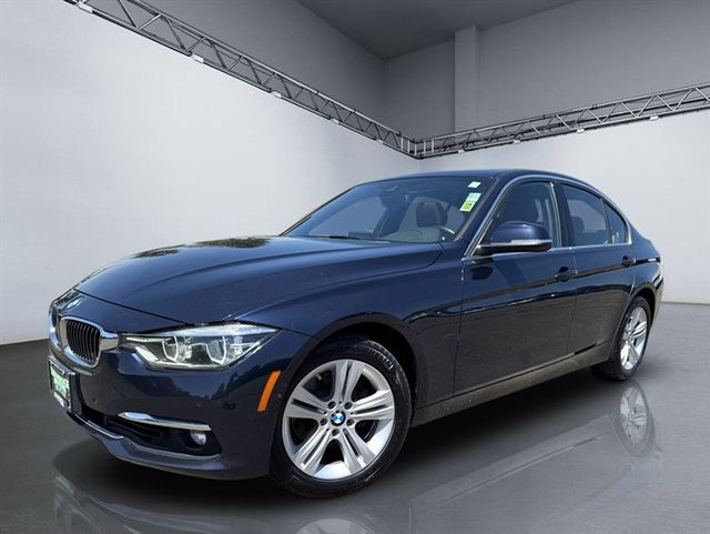 2017 BMW 3 Series 330i xDrive - 23037522 - 27