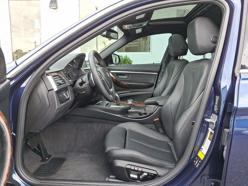 2017 Bmw 330i 330i xDrive photo 12