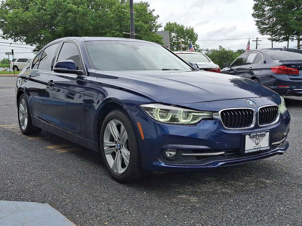2017 Bmw 330i 330i xDrive photo 3
