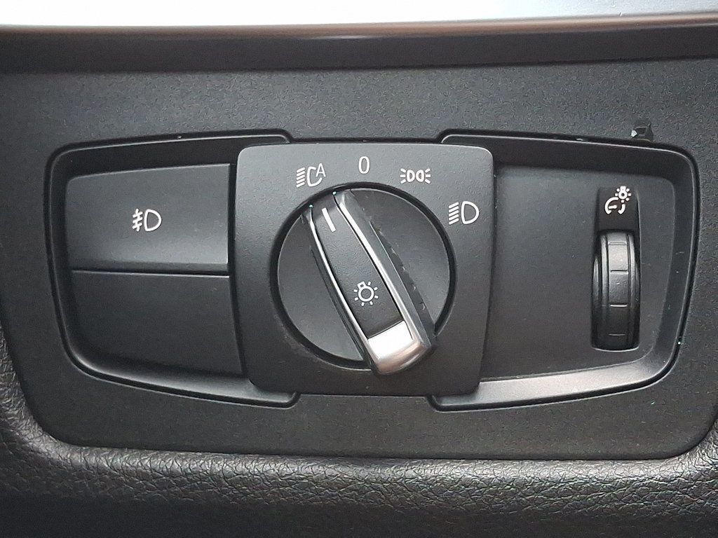 2017 Bmw 330i 330i xDrive photo 29
