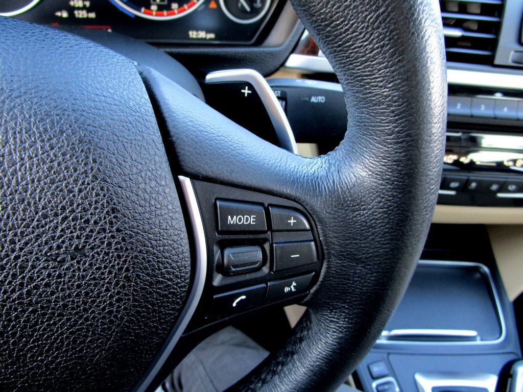 2017 BMW 3 Series 330i xDrive - 22942082 - 21