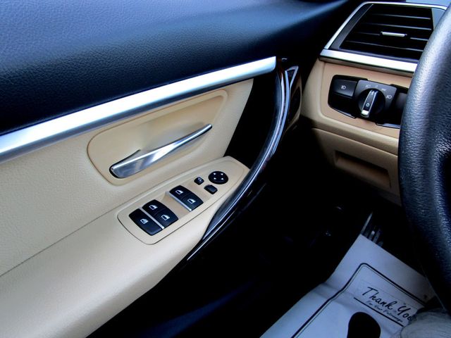 2017 BMW 3 Series 330i xDrive - 22942082 - 30