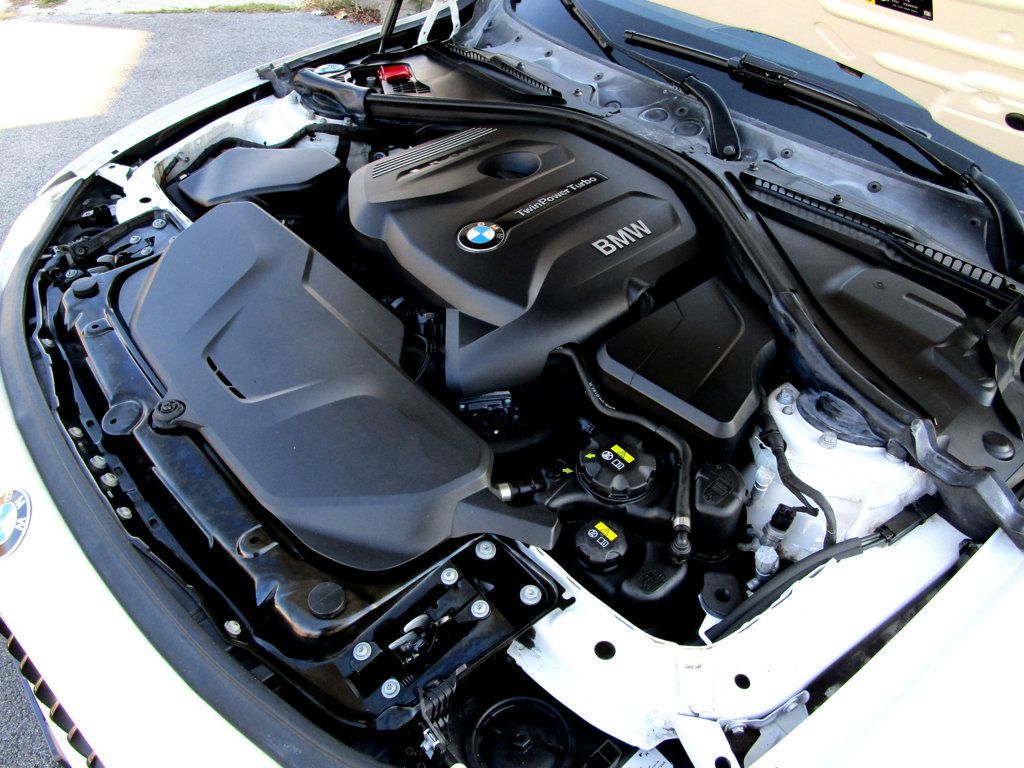 2017 BMW 3 Series 330i xDrive - 22942082 - 36