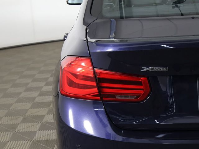 2017 BMW 3 Series 330i xDrive - 23014587 - 16