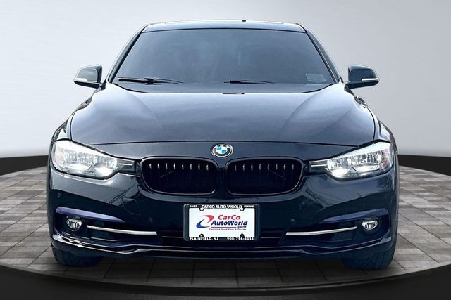 2017 BMW 3 Series 330i xDrive - 22994364 - 1