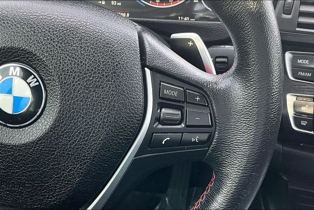 2017 BMW 3 Series 330i xDrive - 22994364 - 21