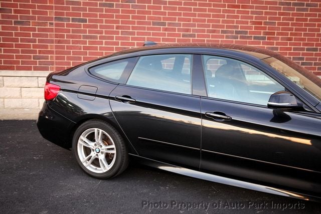 2017 BMW 3 Series 330i xDrive Gran Turismo - 22985016 - 10