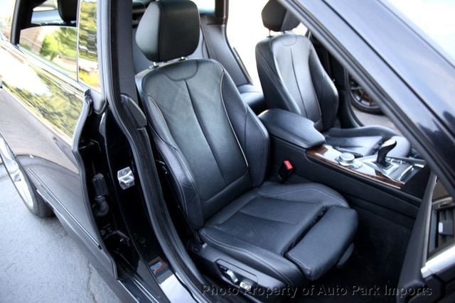 2017 BMW 3 Series 330i xDrive Gran Turismo - 22985016 - 27