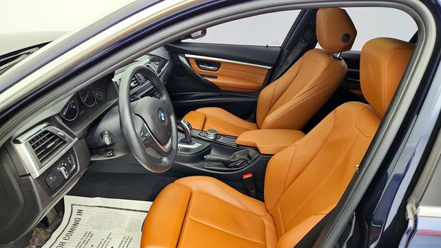 2017 BMW 3 Series 330i xDrive Sedan w/ Premium & Driver Assistance Packages + Nav. - 23021171 - 20