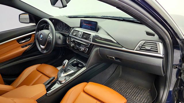 2017 BMW 3 Series 330i xDrive Sedan w/ Premium & Driver Assistance Packages + Nav. - 23021171 - 24
